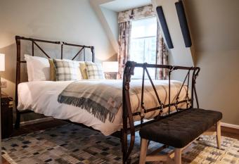 The Princess Royal allows 18 year olds to book a room