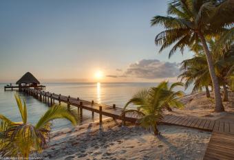 Robert s Grove Beach Resort allows 18 year olds to book a room