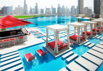 Canal Central Hotel has Smoking rooms