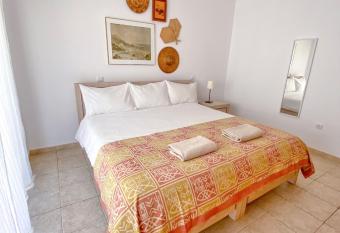 Casa Lua Guesthouse has Balcony rooms