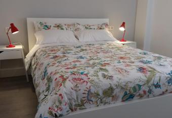 AdA Apartamento allows 18 year olds to book a room