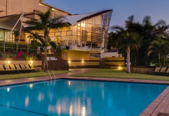 Protea Hotel by Marriott Karridene Beach allows 18 year olds to book a room