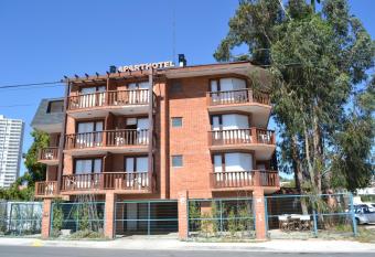 Linda Vista Apart Hotel has Balcony rooms