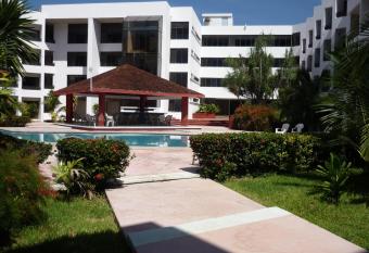 Hotel Debliz has Balcony rooms