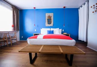 The Hamlet Inn allows 18 year olds to book a room