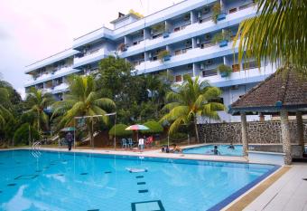 Pelangi Hotel & Resort has Balcony rooms