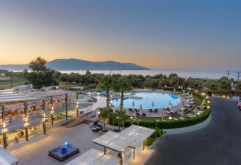 Georgioupolis Resort & Aqua Park has Balcony rooms