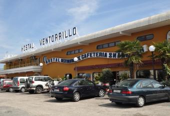 Hostal Ventorrillo has Balcony rooms