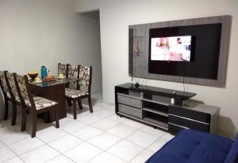 Apartamento Guarapari, WI-FI, Vista do Mar, Praia do Morro,100 metros do Mar allows 18 year olds to book a room