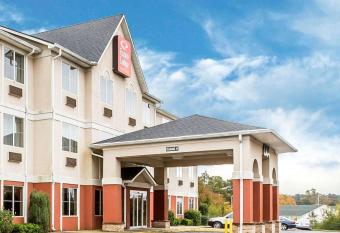 Econo Lodge Inn & Suites Douglasville has Smoking rooms