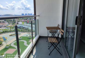 Bayu Bangi EVO Soho Suites has Balcony rooms