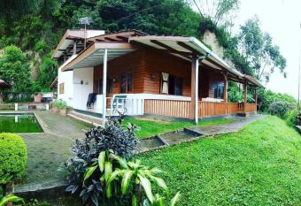Villa Bayu Lembang has Balcony rooms