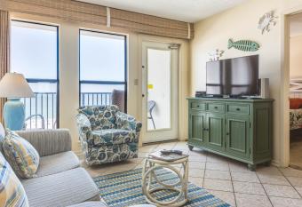 Island Winds West #578 has Balcony rooms