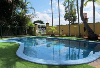 Paravista Motel allows 18 year olds to book a room