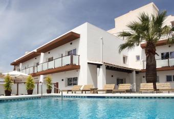 Hotel Moli Boutique has Balcony rooms