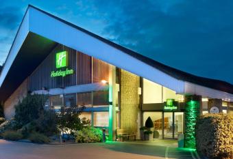 Holiday Inn Swindon, an IHG Hotel allows 18 year olds to book a room
