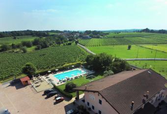 Agriturismo Ca  Del Gal has Balcony rooms