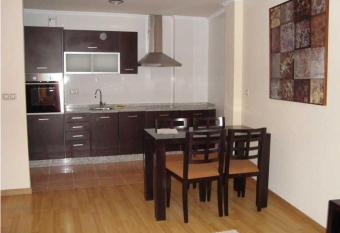 Hotel AV Apartamentos Lobios has rooms with a private hot tub