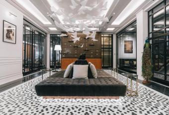 Yangon Excelsior allows 18 year olds to book a room