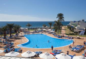 Grupotel Playa Feliz allows 18 year olds to book a room