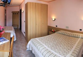 Hotel Les Saisons has Balcony rooms