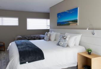 The Hill Boutique Bed & Breakfast allows 18 year olds to book a room