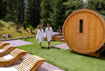 Hotel Derby has Balcony rooms