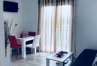 P&M Ilic has Balcony rooms