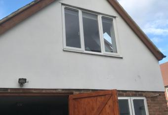 Studio above Worlds End microbrewery and behind the Crown Inn Pewsey allows 18 year olds to book a room