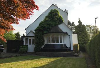 Old Farm Hotel allows 18 year olds to book a room