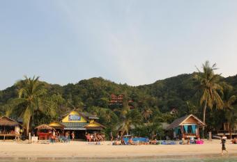 Seaboard Bungalow has Balcony rooms