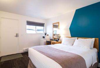 Stoke Hotel SureStay Collection by Best Western allows 18 year olds to book a room