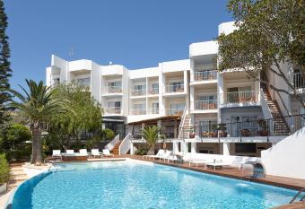 Apartamentos Castav   has Balcony rooms