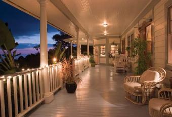 Ka awa Loa Plantation allows 18 year olds to book a room