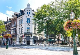 Alex Maastricht allows 18 year olds to book a room