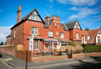 Launceston Villa allows 18 year olds to book a room