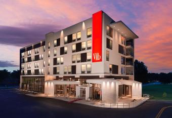 VEb Best Western Springfield has Balcony rooms