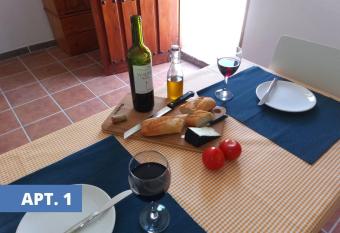 Casa la Cabra allows 18 year olds to book a room