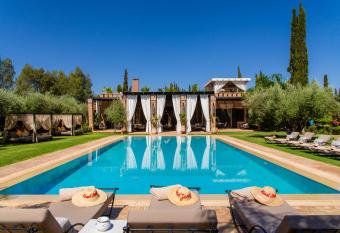 Riad Jawad & Spa allows 18 year olds to book a room