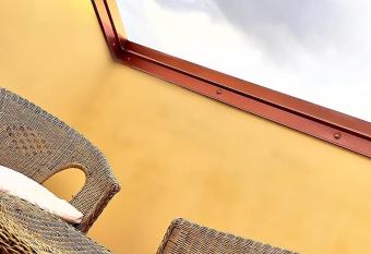 Hotel La Cometa has Balcony rooms