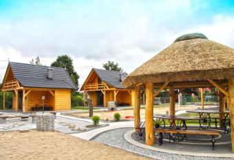 Bac  wki nad jeziorem Goszcza has Balcony rooms