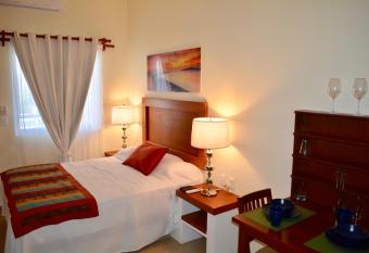 Suites SanRey has Balcony rooms