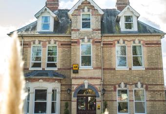 Somerville House allows 18 year olds to book a room