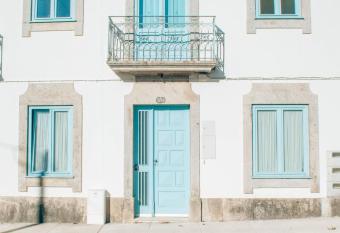 Xicotina allows 18 year olds to book a room