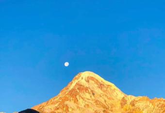 Ekaterine Guest House allows 18 year olds to book a room