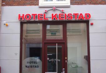 Hotel Keistad allows 18 year olds to book a room