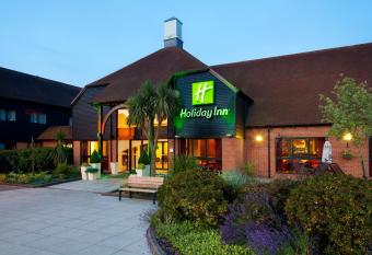 Holiday Inn Fareham Solent, an IHG Hotel allows 18 year olds to book a room