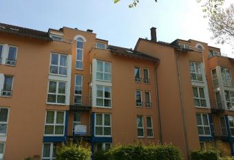 Apartmentcenter Koblenz allows 18 year olds to book a room