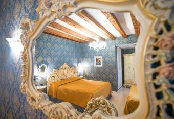 Dimora Marciana allows 18 year olds to book a room