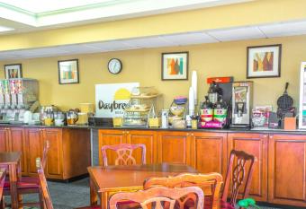 Days Inn by Wyndham Salem has Smoking rooms